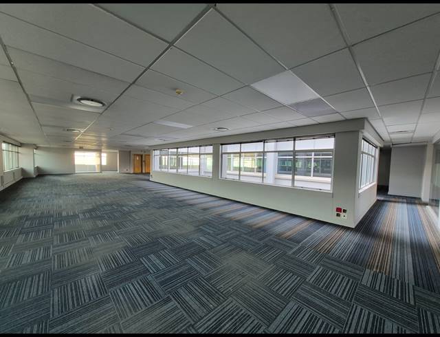 969M² OFFICE TO LET IN SANDTON CENTRAL